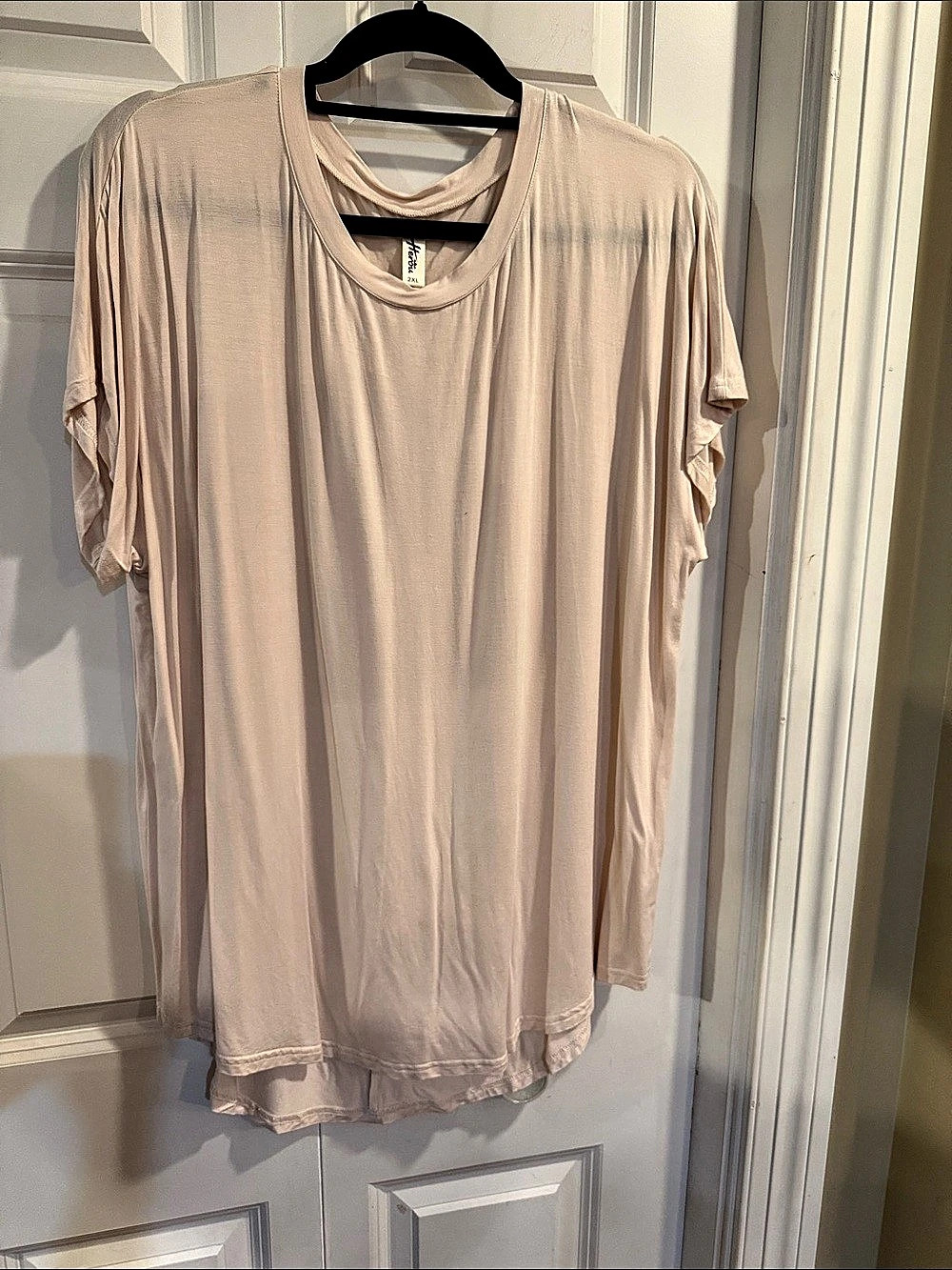 Herou Short Sleeve Top in cream Size 2XL